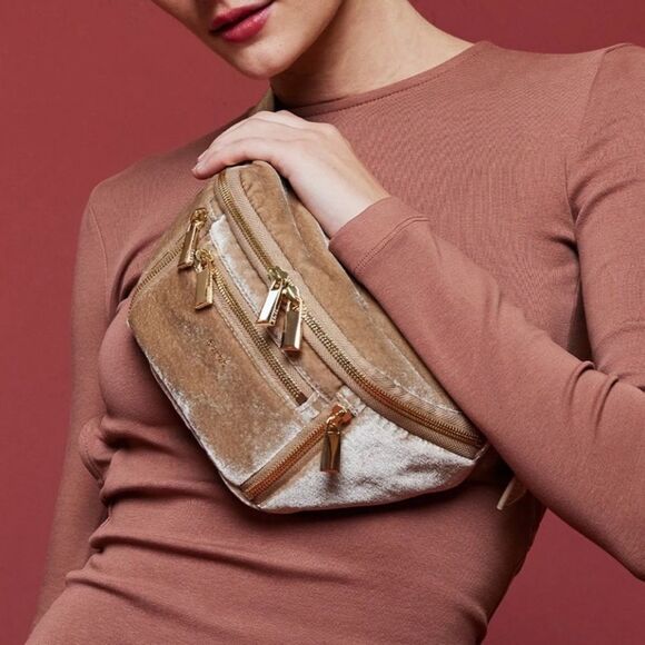 Nwt Free People + Caraa Velvet Sling Fanny Pack bag in Fawn (Tan) - Picture 1 of 8